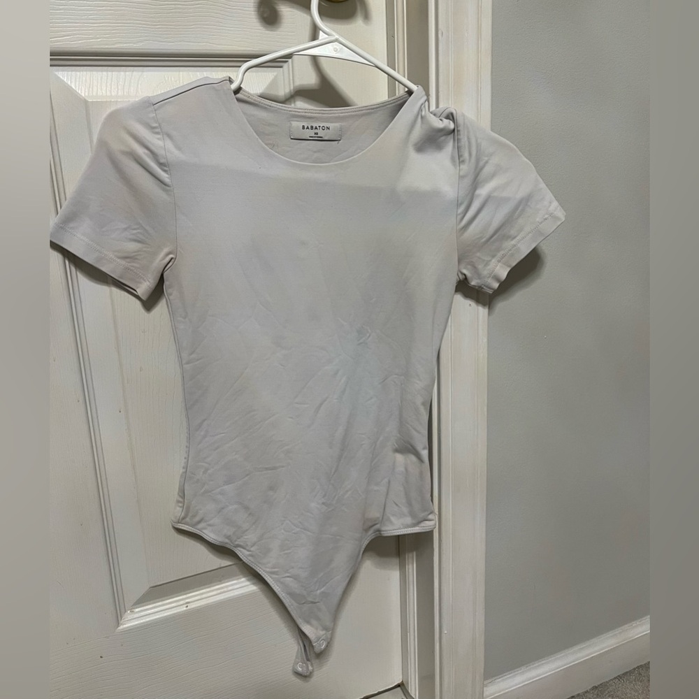 Babaton Contour Crew Shortsleeve Bodysuit